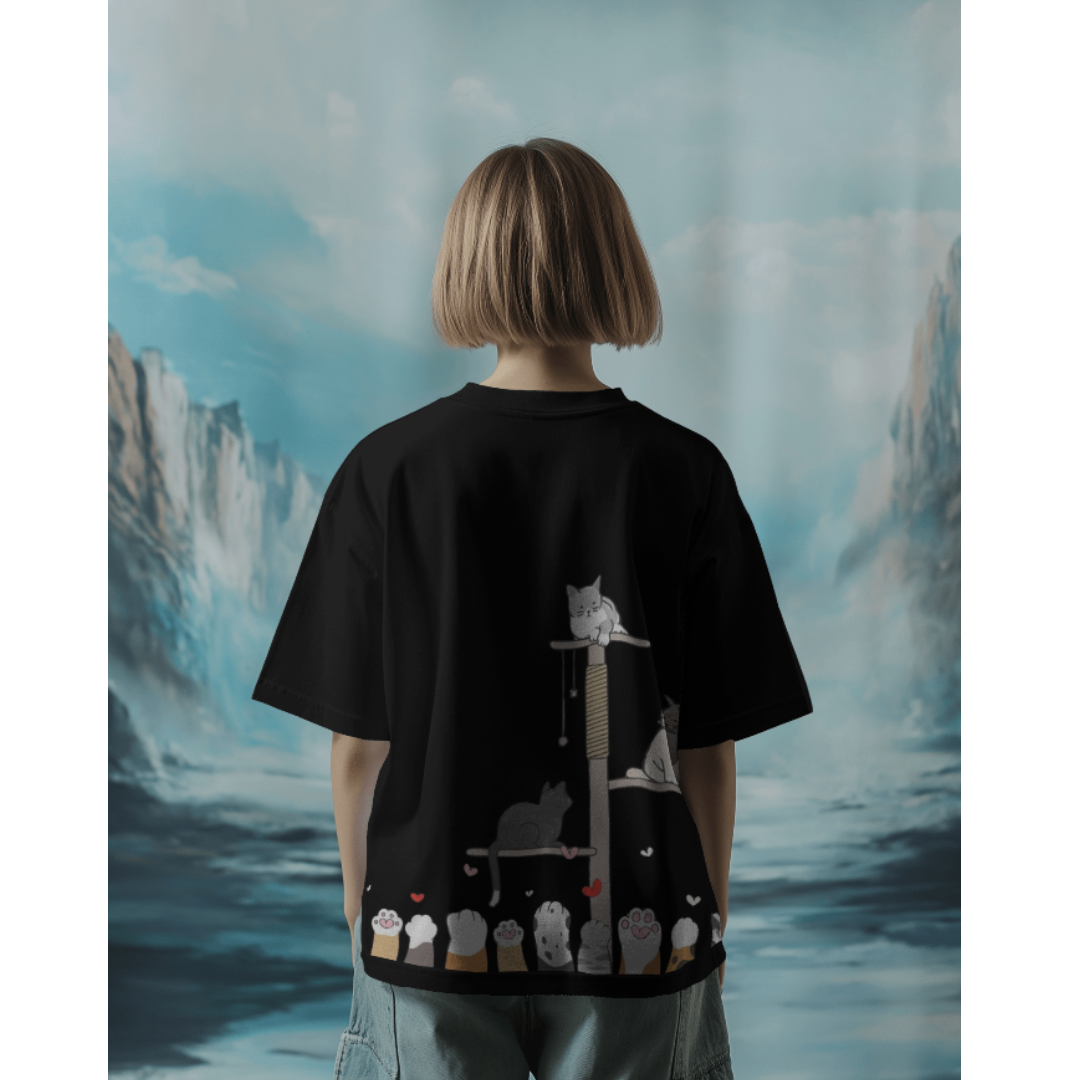Kitten & Meow Graphic Oversized Black T-Shirt for Women – Cute & Casual Tee | Fashionable Wolf