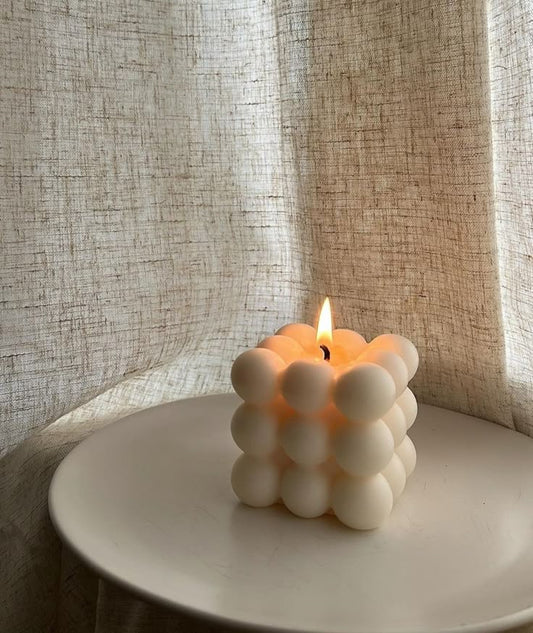 Cloud of Bubbles – Big Bubble Scented Soy Candle